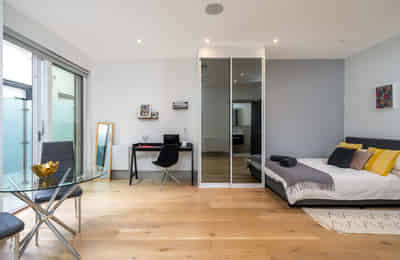 Studio Apartment, 69 Lawrence Road, London N15 4FZ (Studio 2) - London, England, United Kingdom - Studio Flat - Bedroom