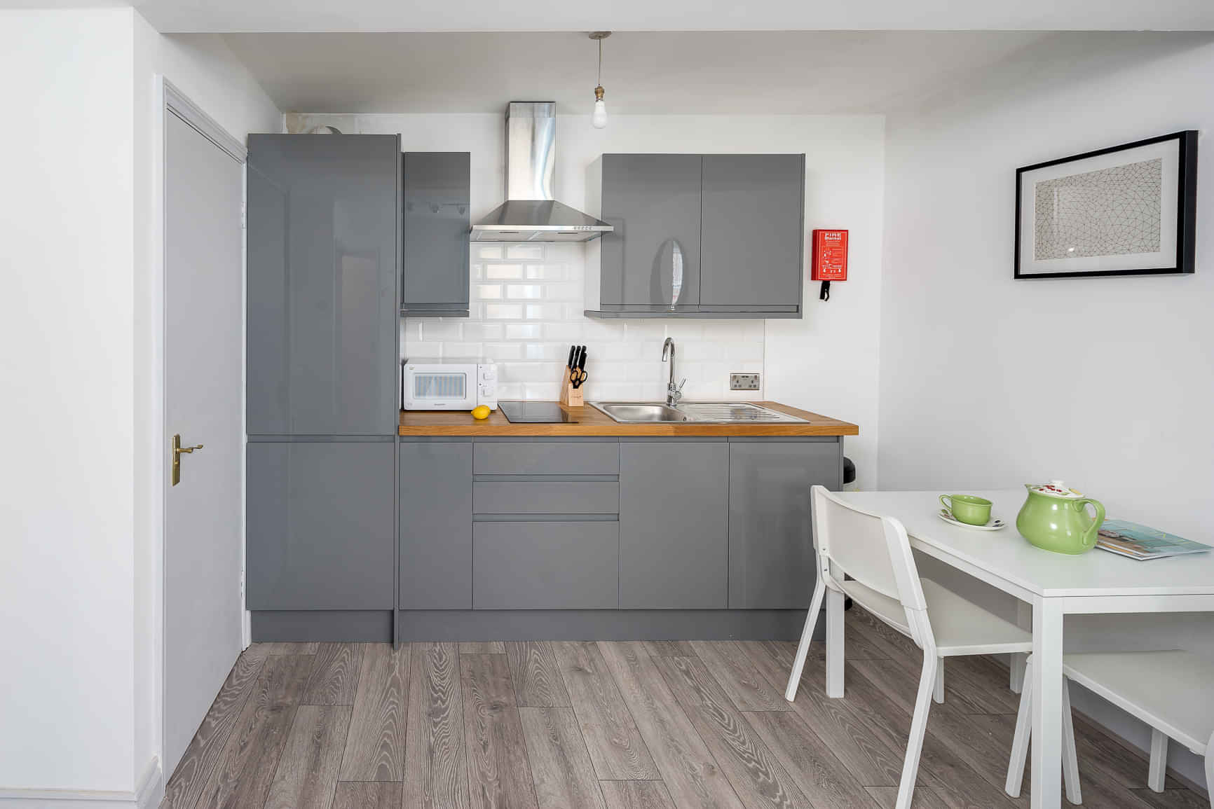 Studio Apartment, 25 Voss Street, London E2 6JE - London, England, United Kingdom - Studio - Kitchen