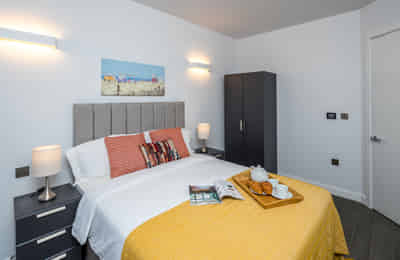 1 Bedroom Apartment , Abbott House, Abbey View, St Albans AL1 2QU (Flat 2) - London, England, United Kingdom - 1 Bedroom Apartment - Bedroom