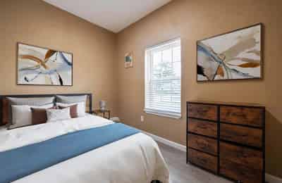 Amenities?w=400&h=260&fit=crop&q=40&auto=format&trim=auto