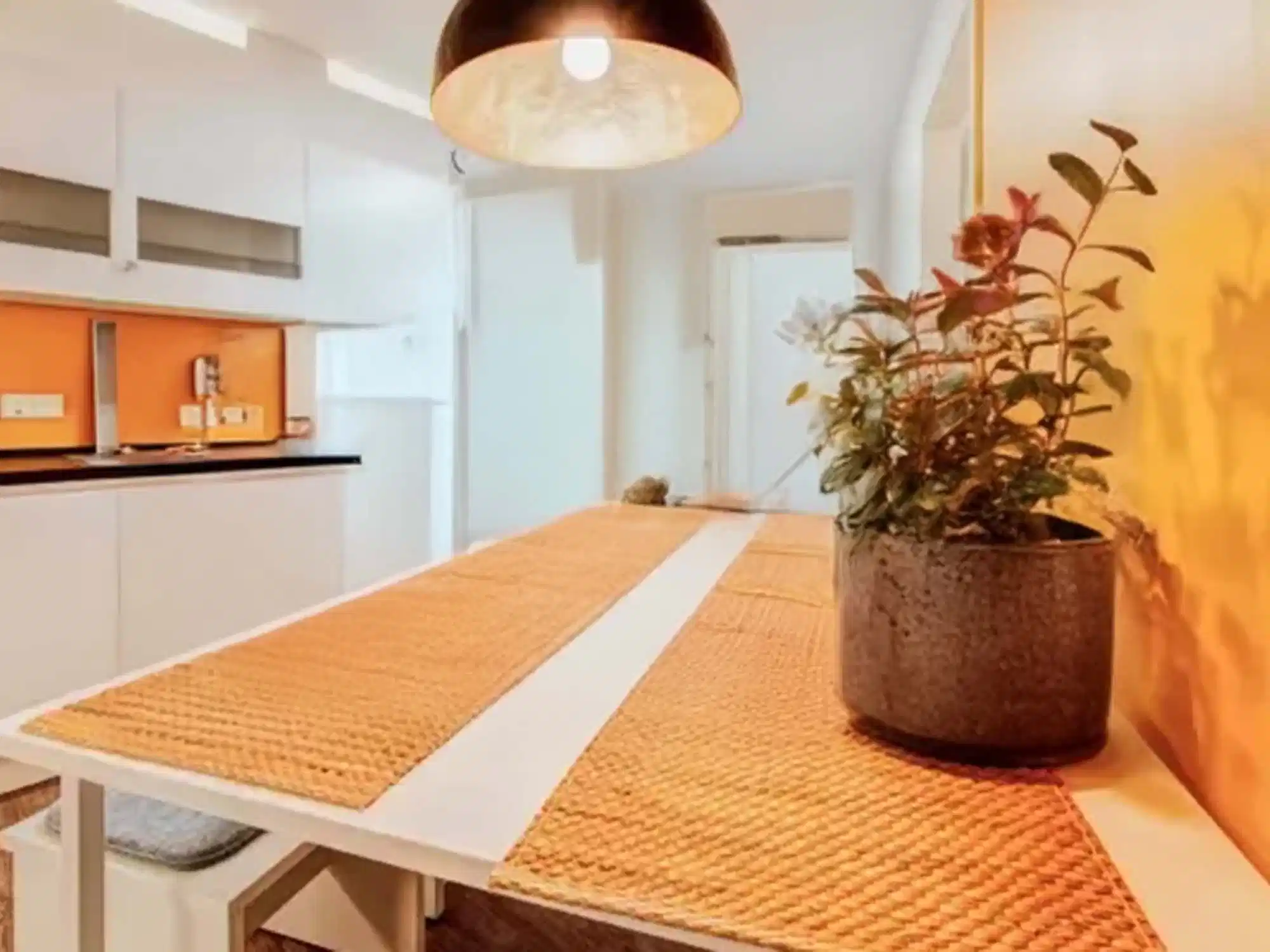 Ostendstraße, Berlin - Berlin, Germany - Amenities