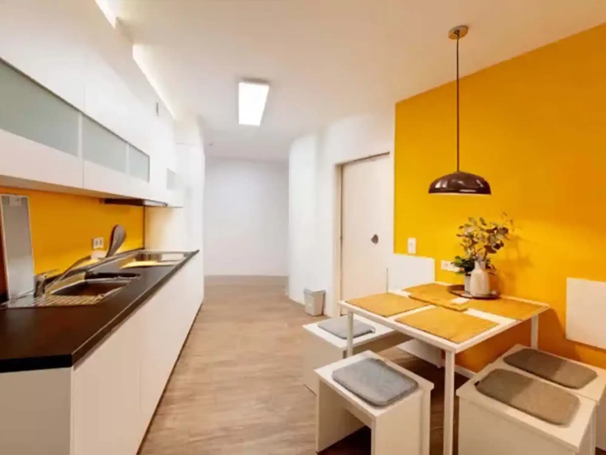 Ostendstraße, Berlin - Berlin, Germany - Kitchen