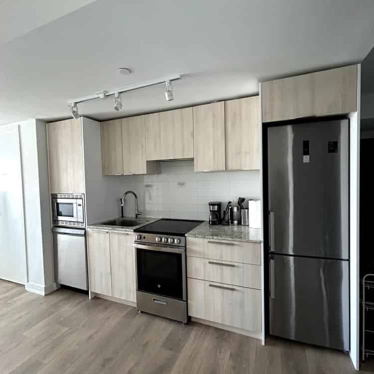 1805 - 501 Yonge St, Toronto - Toronto, Ontario, Canada - Lalitpur Room - Kitchen