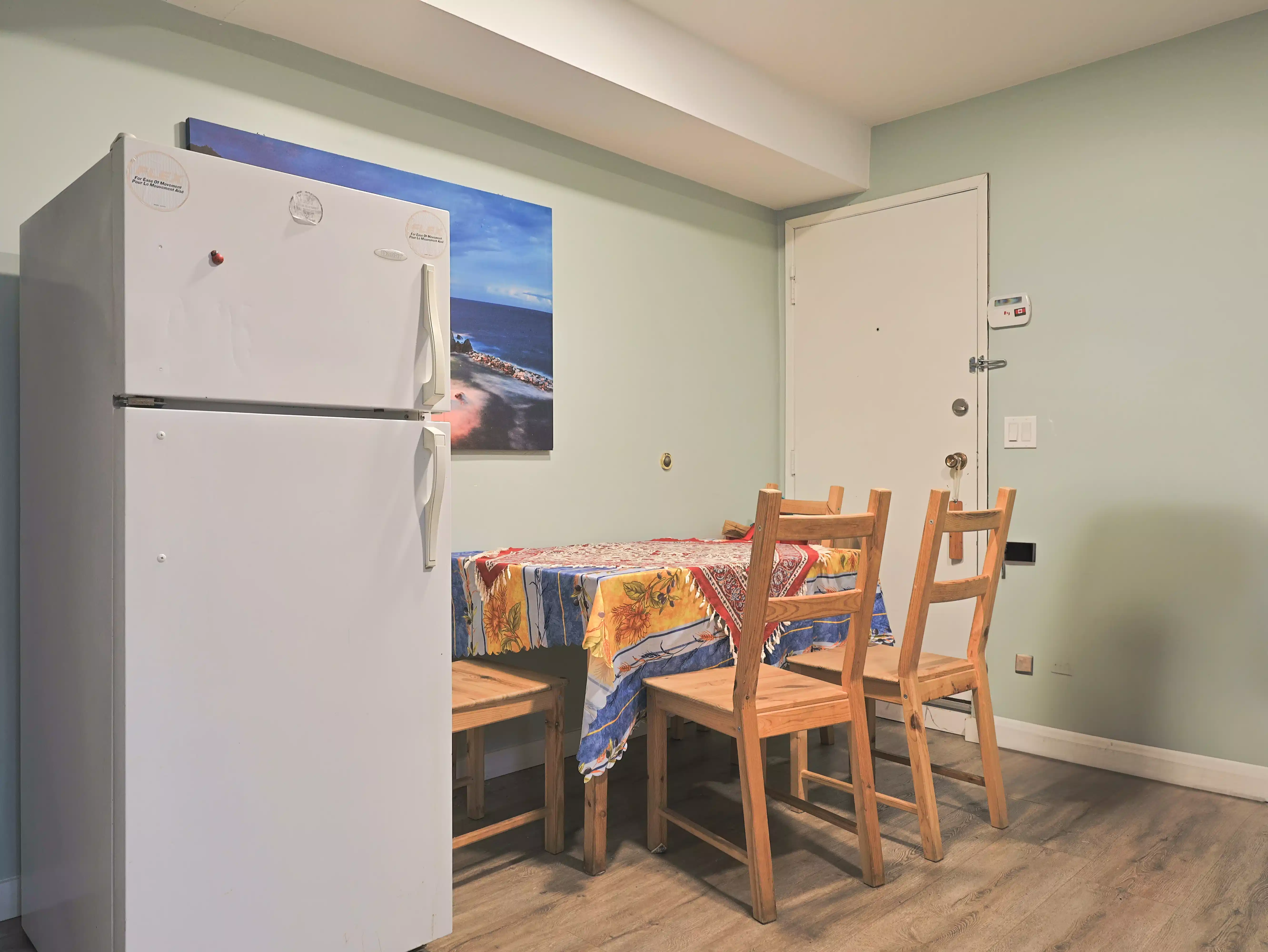 2577 E 43rd Ave, Vancouver - Vancouver, Canada - Kitchen