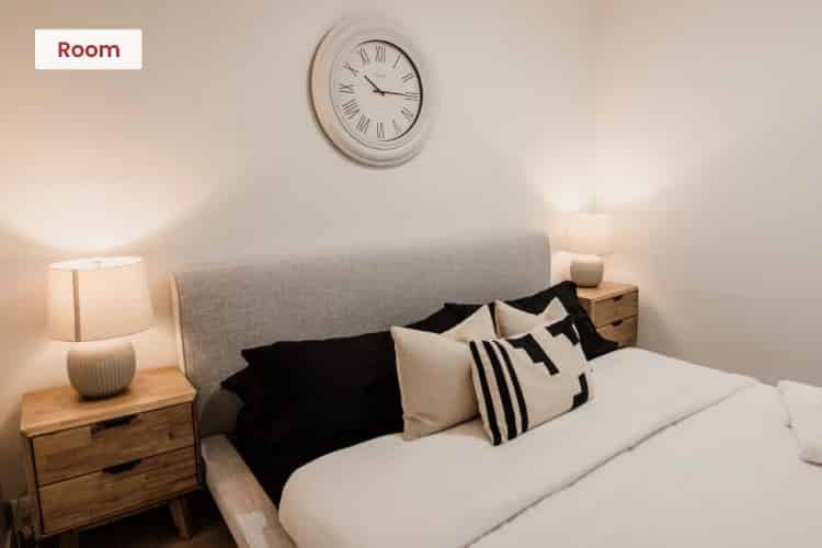 Unit 1169 Granville Room (1 Bed 1 Bath) - Bathroom?w=400&h=260&fit=crop&q=40&auto=format&trim=auto