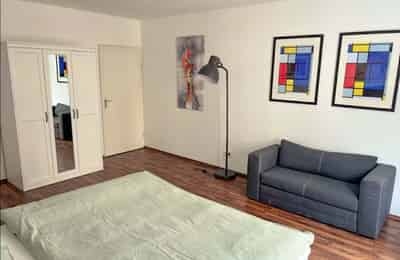 Mainluststraße, Frankfurt - Frankfurt, Germany - Room 1 - Bedroom