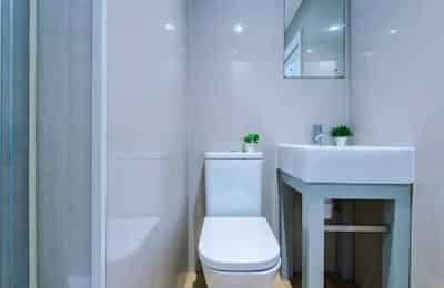 4 Bed Flat - Bedroom?w=400&h=260&fit=crop&q=40&auto=format&trim=auto