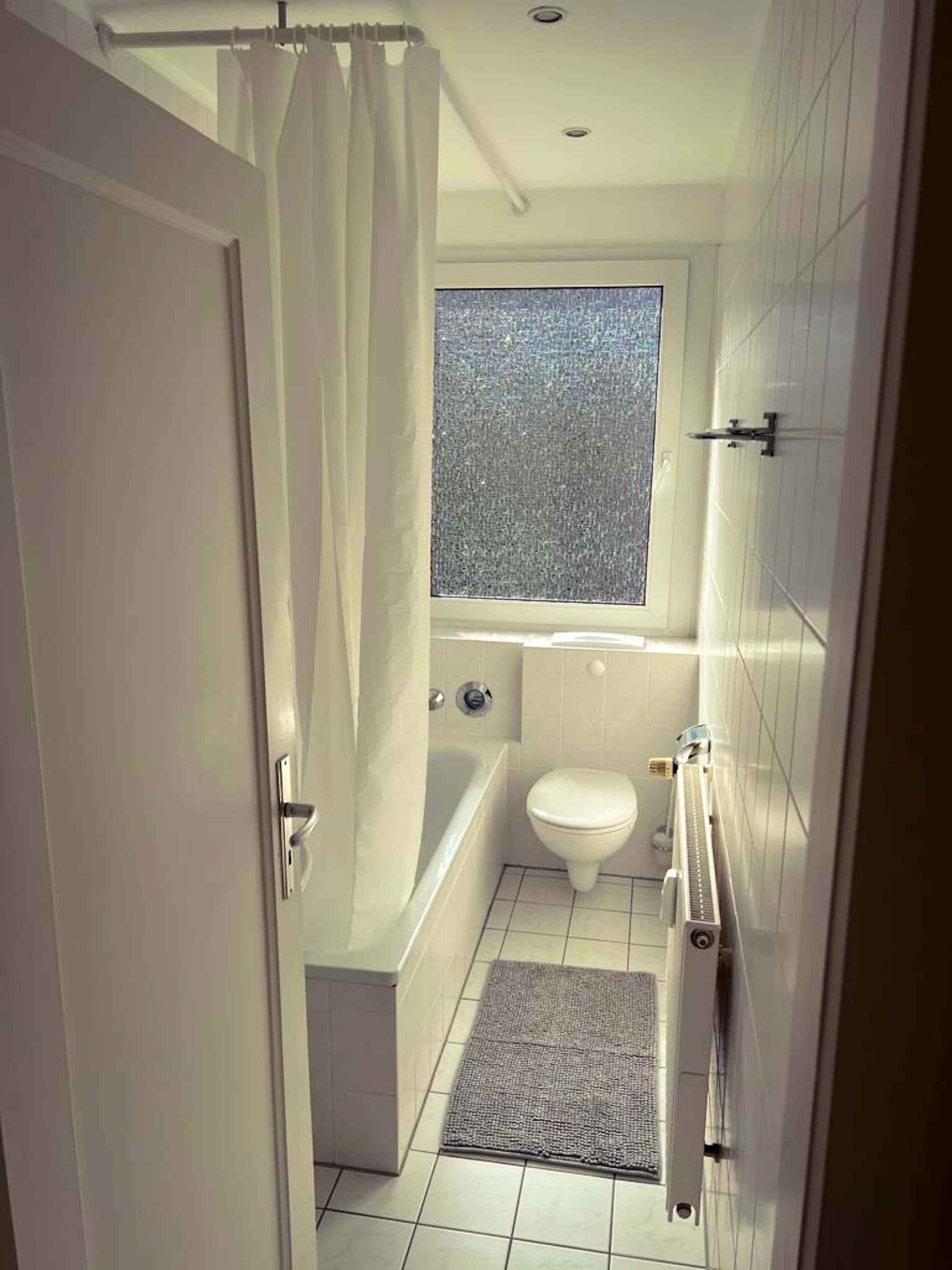 Amenities?w=400&h=260&fit=crop&q=40&auto=format&trim=auto