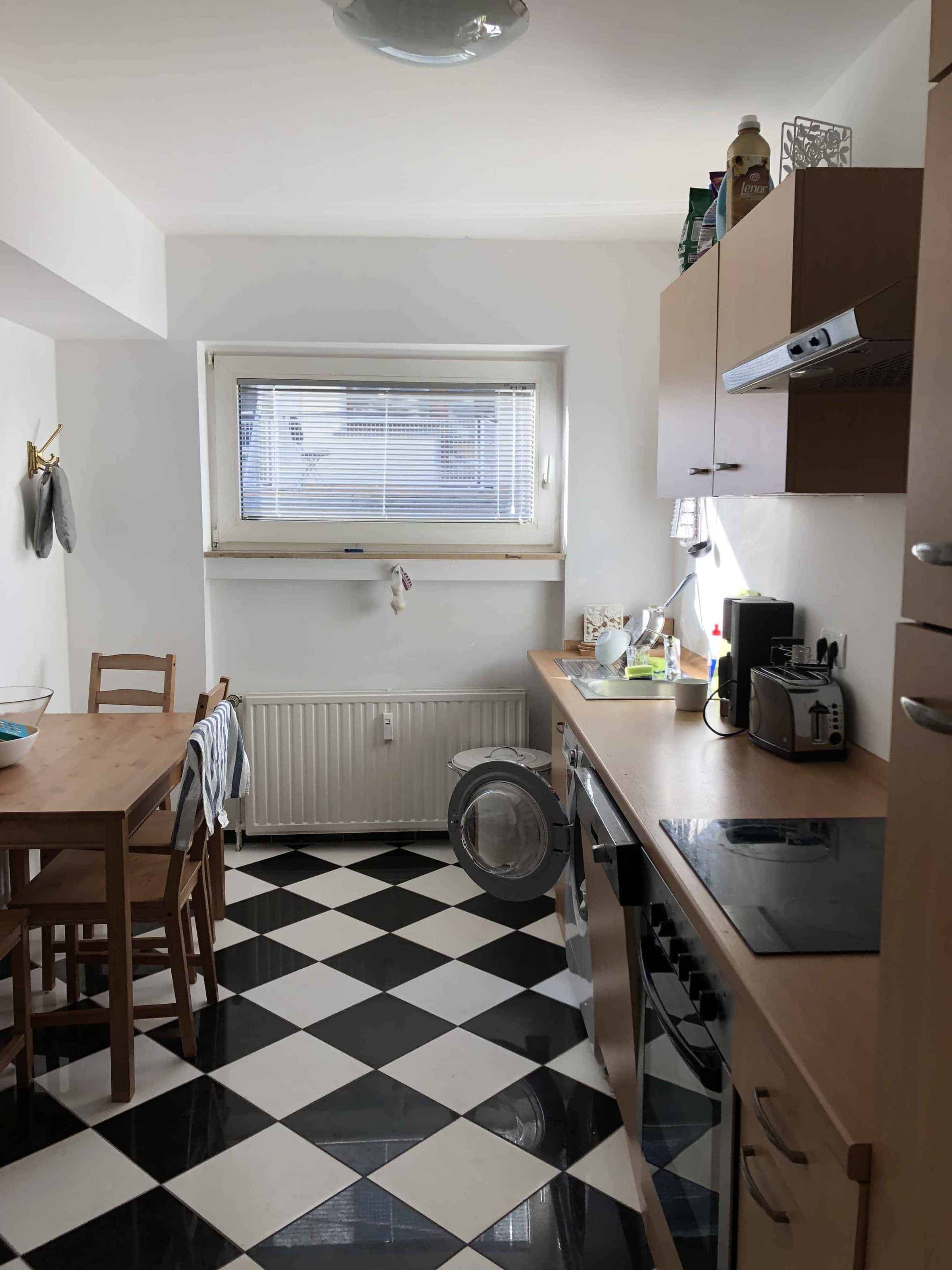 Room 3 - Bedroom?w=400&h=260&fit=crop&q=40&auto=format&trim=auto