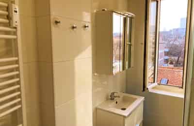 Room 2 - Kitchen?w=400&h=260&fit=crop&q=40&auto=format&trim=auto