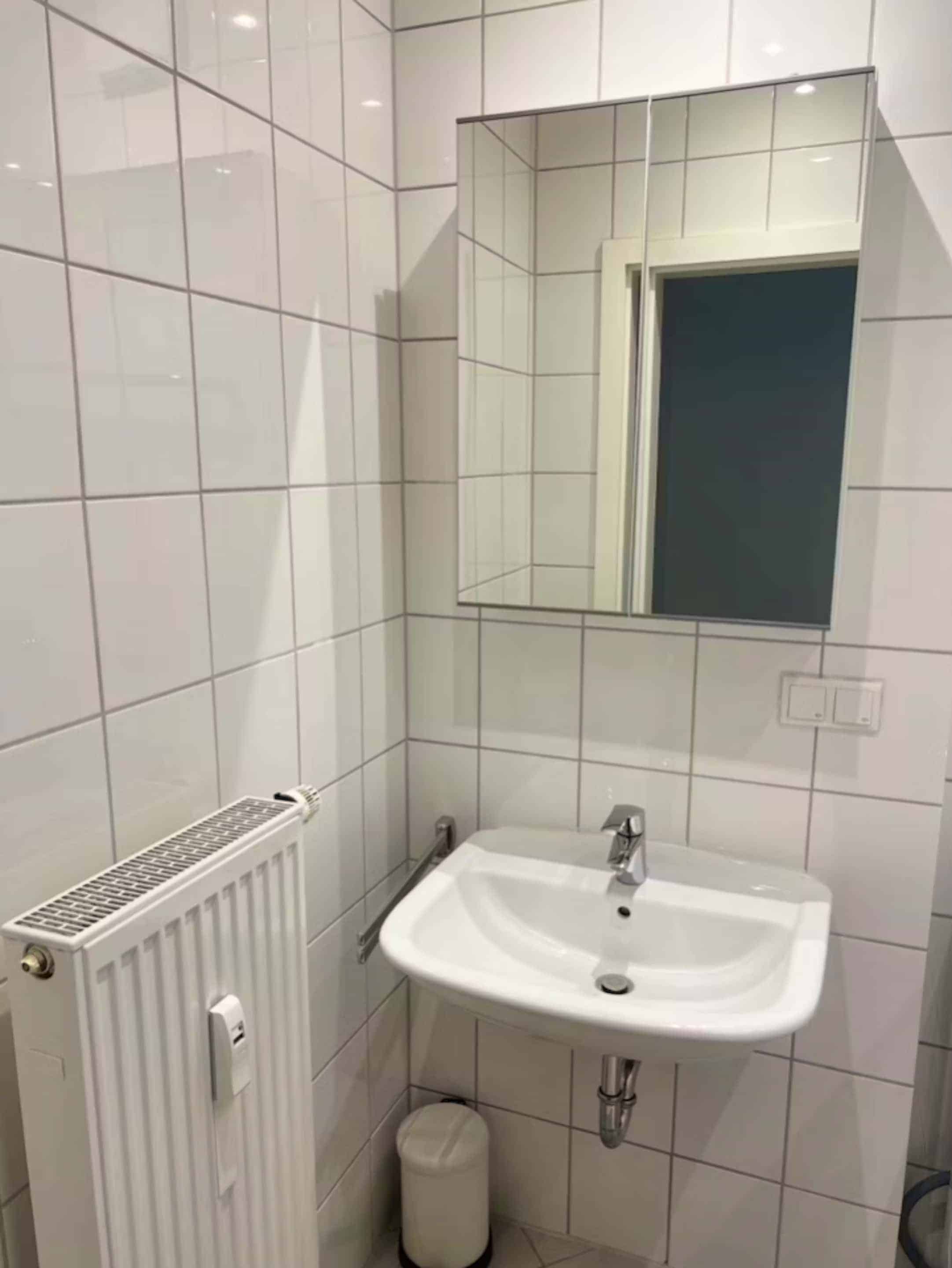 Körnerstraße, Frankfurt - Frankfurt, Germany - Room 3 - Bathroom