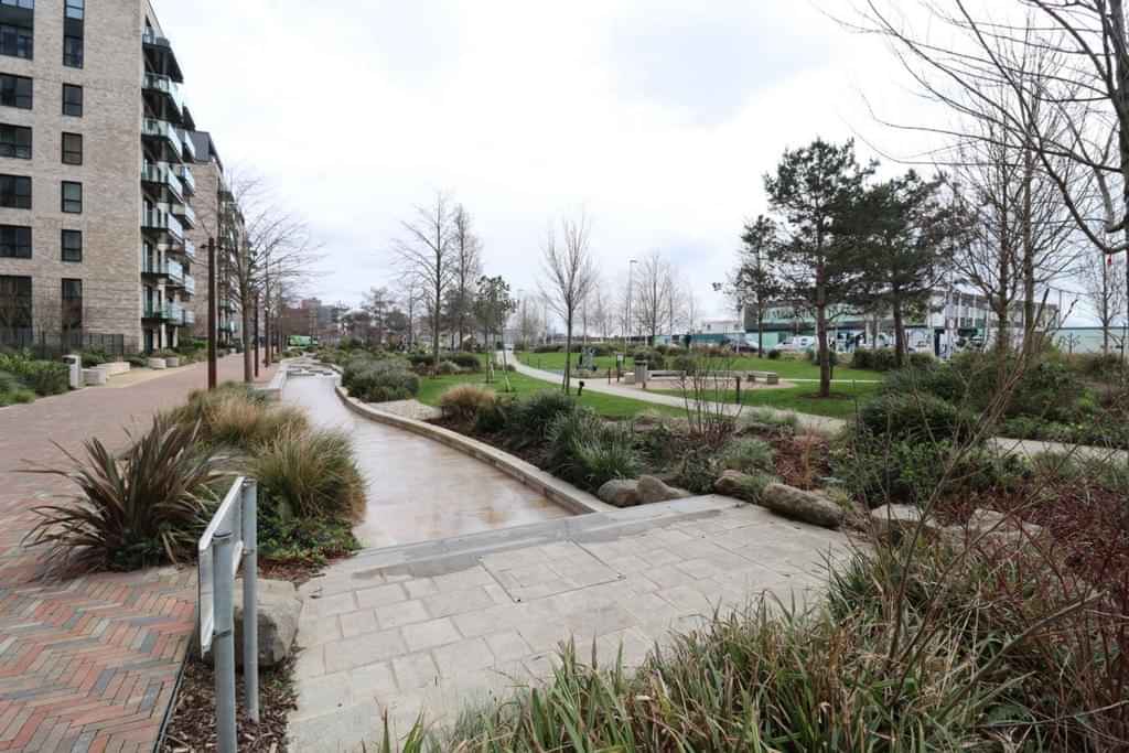 Room in a 3 Bedroom Apartment, Punjab Ln, Southall, UB1 1JY - London, England, United Kingdom - Property