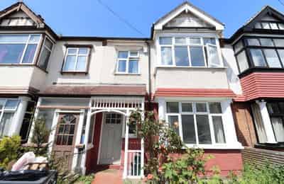 Room in a 5 Bedroom Apartment, The Ride, Brentford, TW8 9LA - London, England, United Kingdom - Exterior