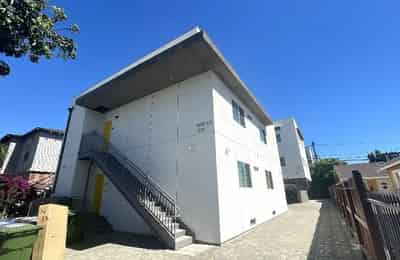 1370 W 35th Pl, Los Angeles - Los Angeles, California, United States - Exterior