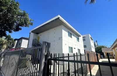 1370 W 35th Pl, Los Angeles - Los Angeles, California, United States - Exterior