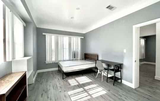 1142 W 35th St, Los Angeles - Los Angeles, California, United States - Bedroom