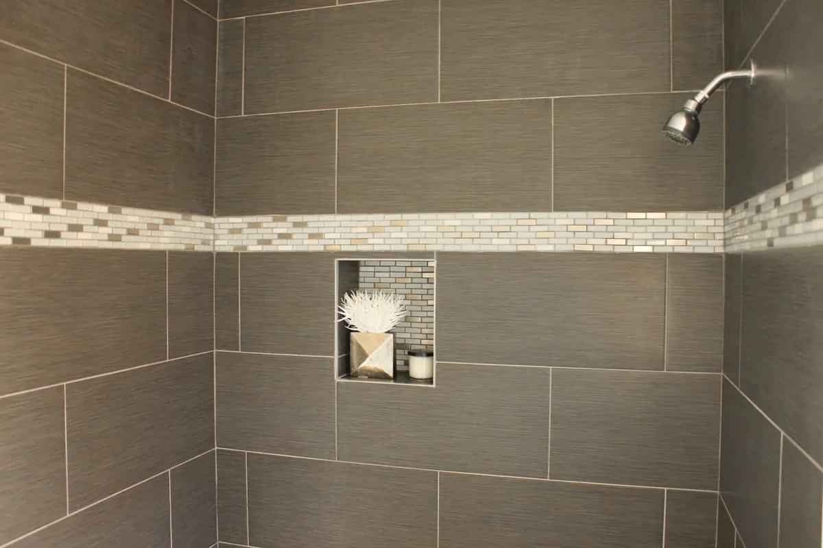 1373 W 37th Dr, Los Angeles - Los Angeles, California, United States - Bathroom