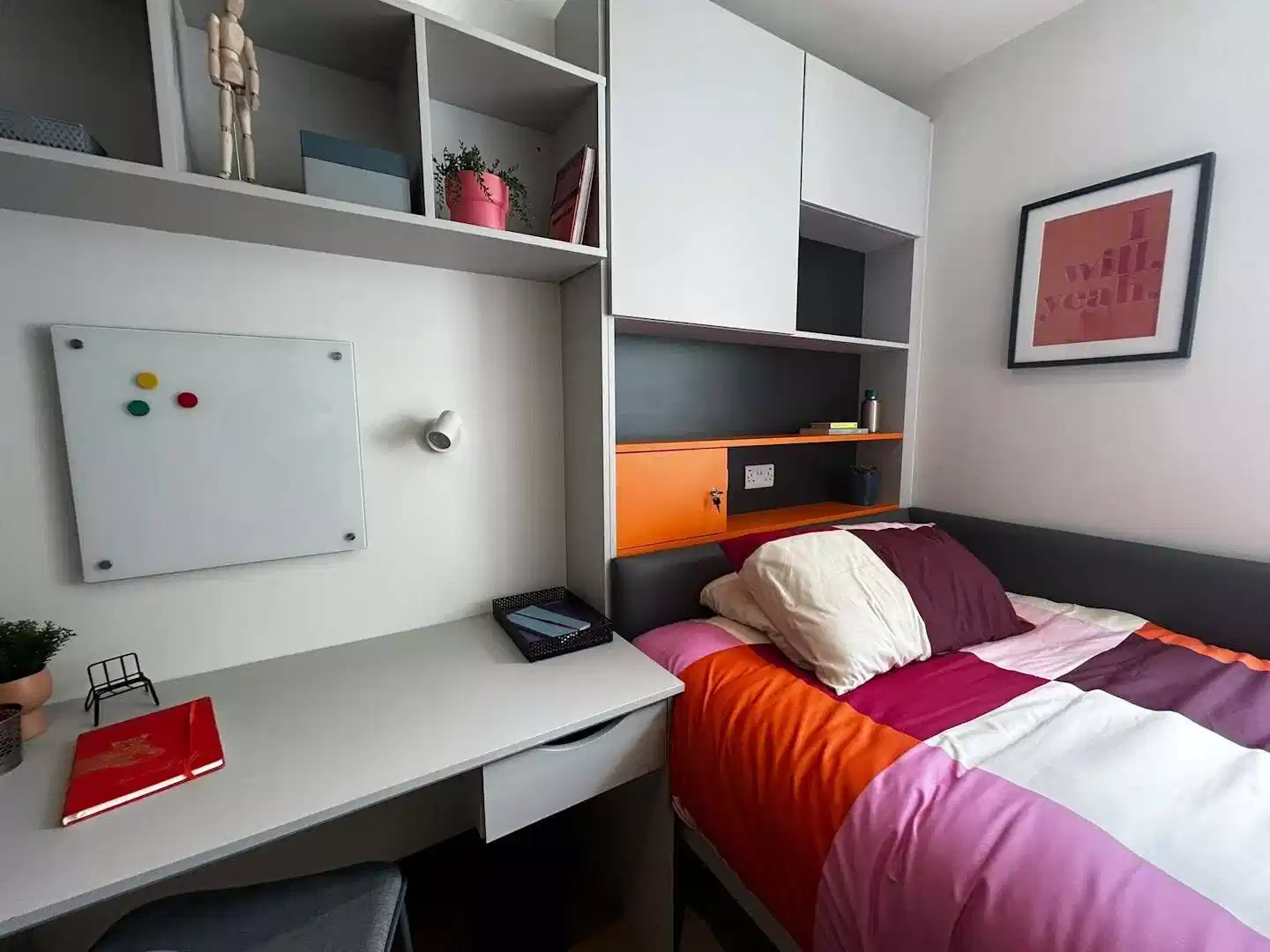 Deluxe Ensuite (DAC) - 4 Bedroom Apartment