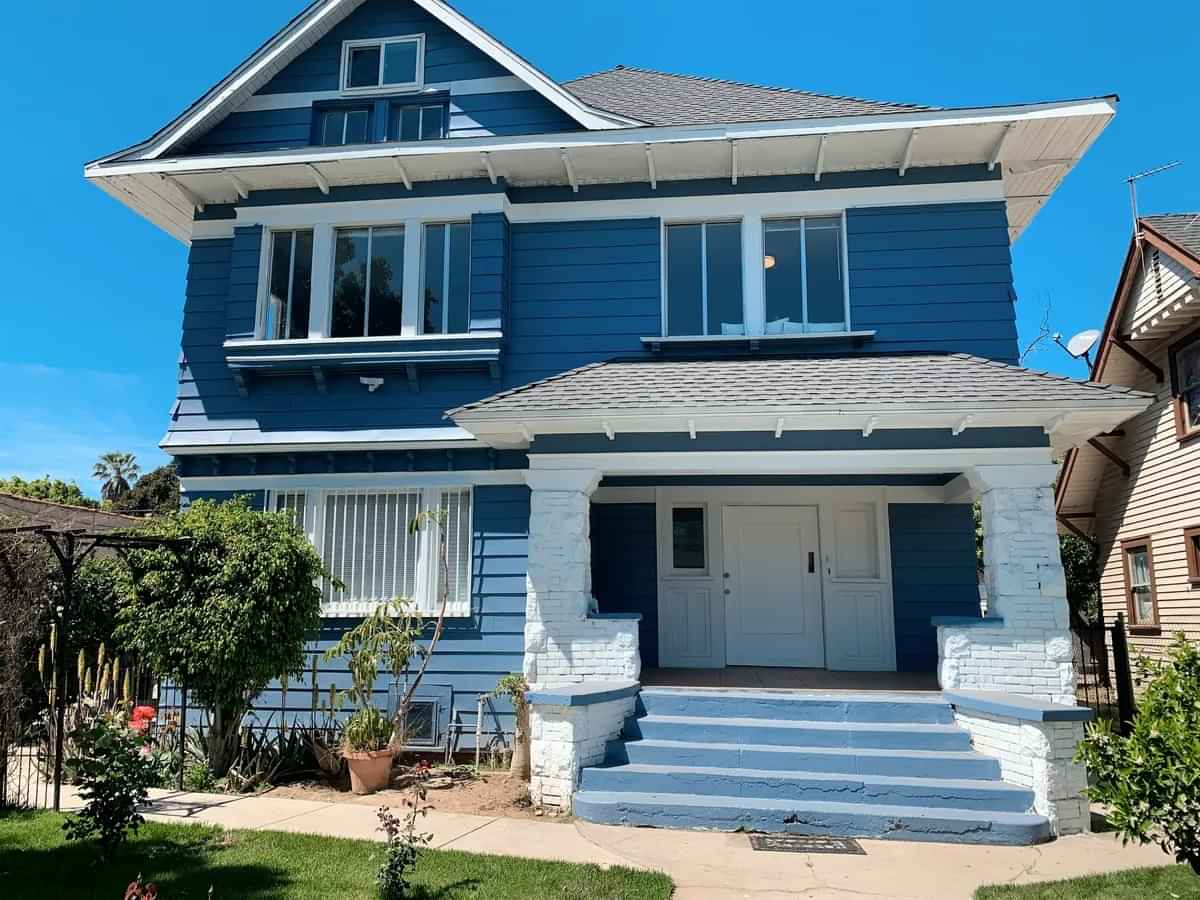 2641 S Budlong Ave, Los Angeles - Los Angeles, California, United States - Exterior