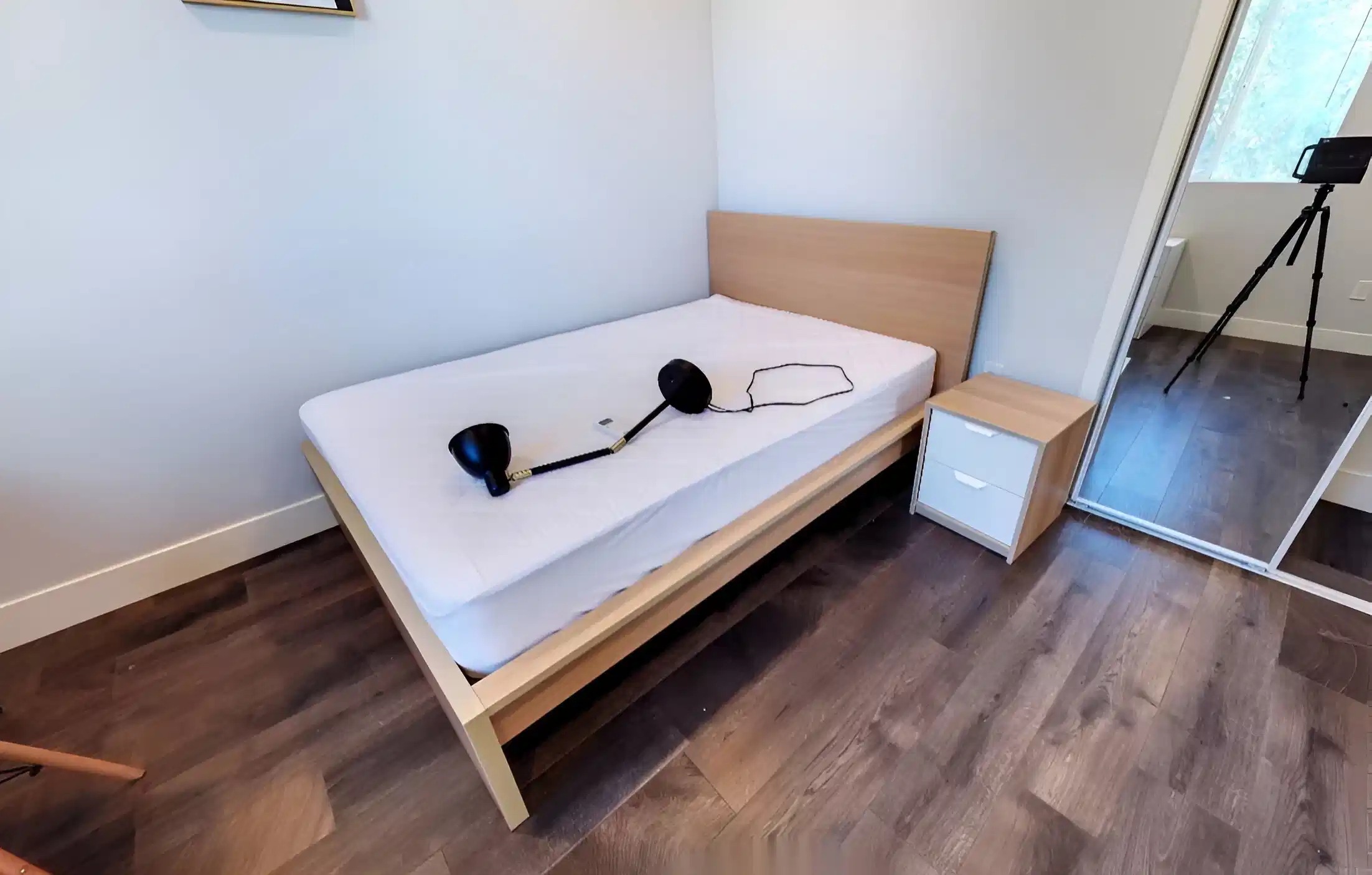 Kitchen?w=400&h=260&fit=crop&q=40&auto=format&trim=auto