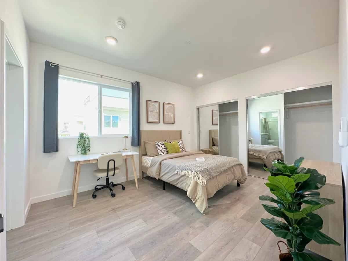 The Green House, Los Angeles - Los Angeles, California, United States - Bedroom