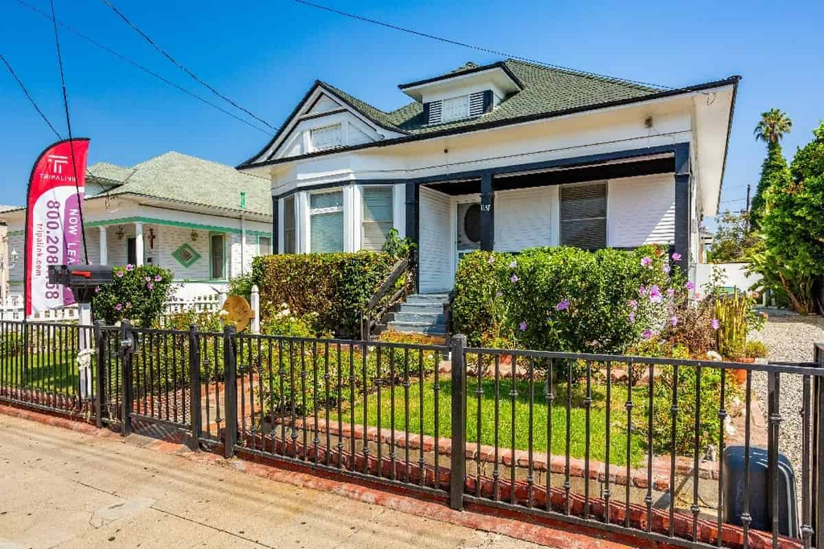 1137 W 24th St, Los Angeles - Los Angeles, California, United States - Exterior