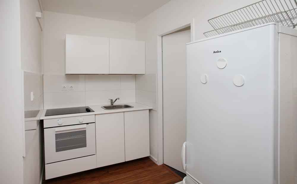 Hüttenroder Weg 18, Berlin - Berlin, Germany - Room 1 - Kitchen