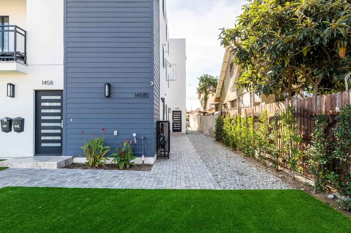 1458 37th Pl, Los Angeles - Los Angeles, California, United States - Exterior