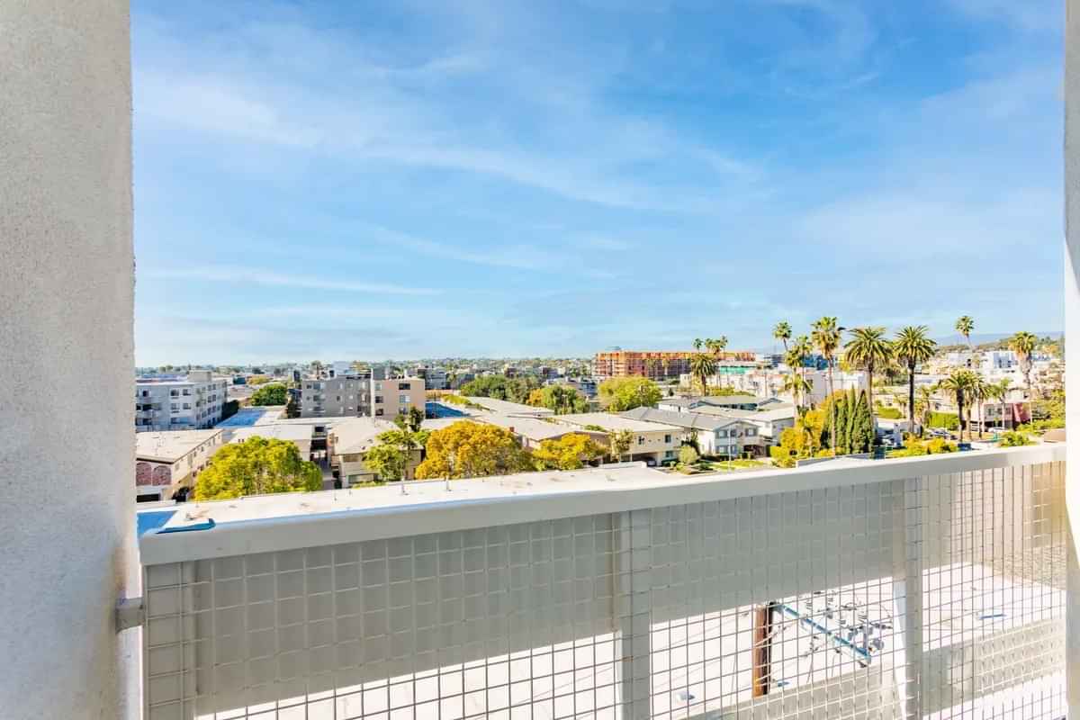 3737 Motor Ave, Los Angeles - Los Angeles, California, United States - Exterior