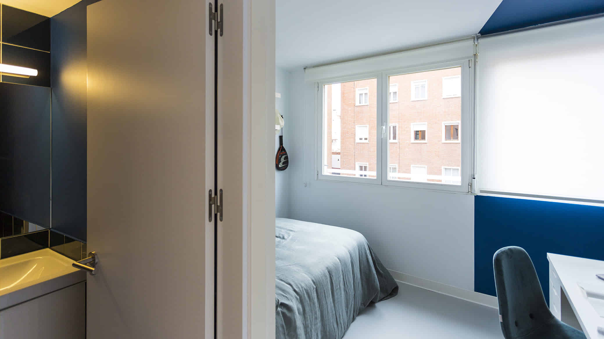 Common Area?w=400&h=260&fit=crop&q=40&auto=format&trim=auto