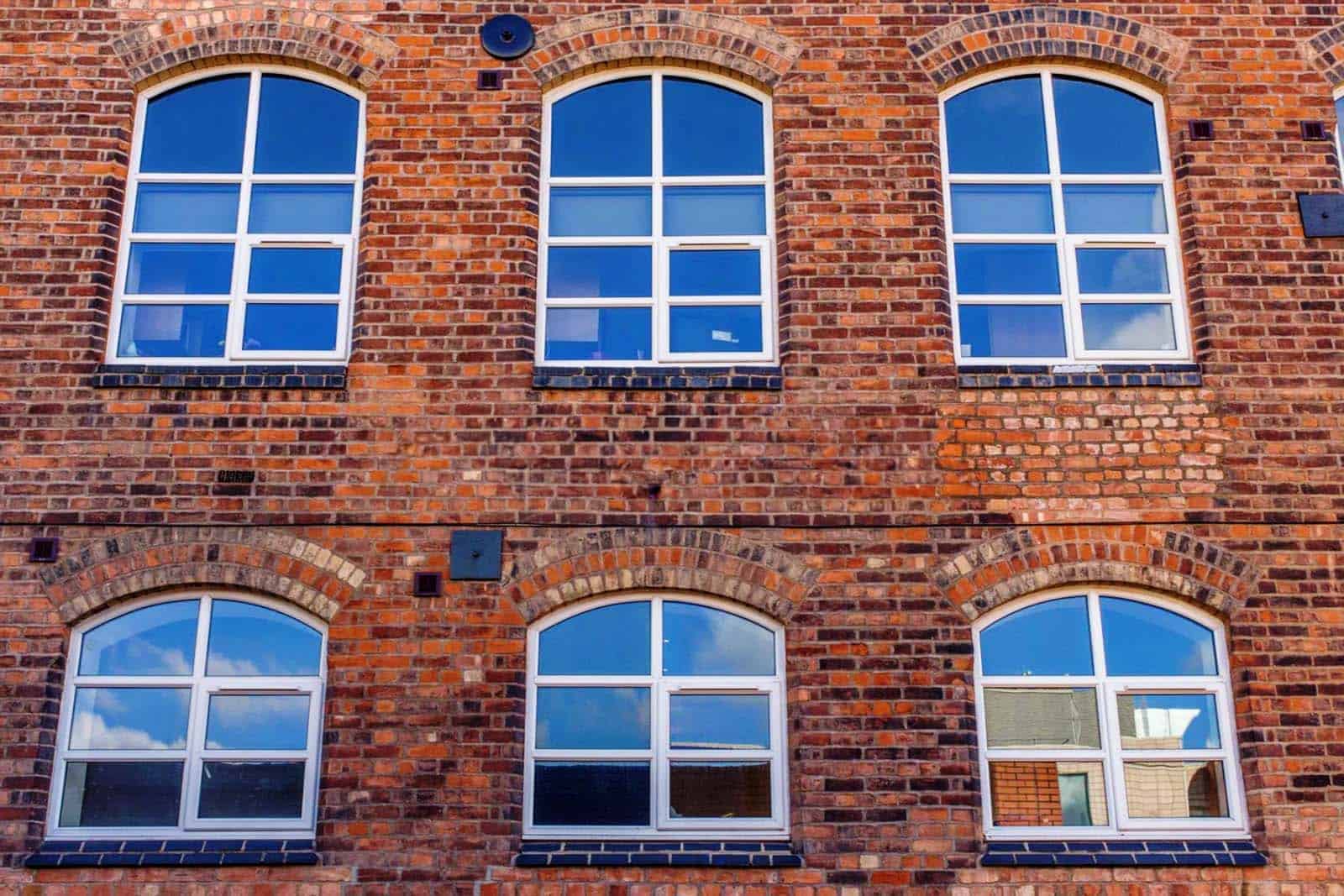 Kitchen?w=400&h=260&fit=crop&q=40&auto=format&trim=auto