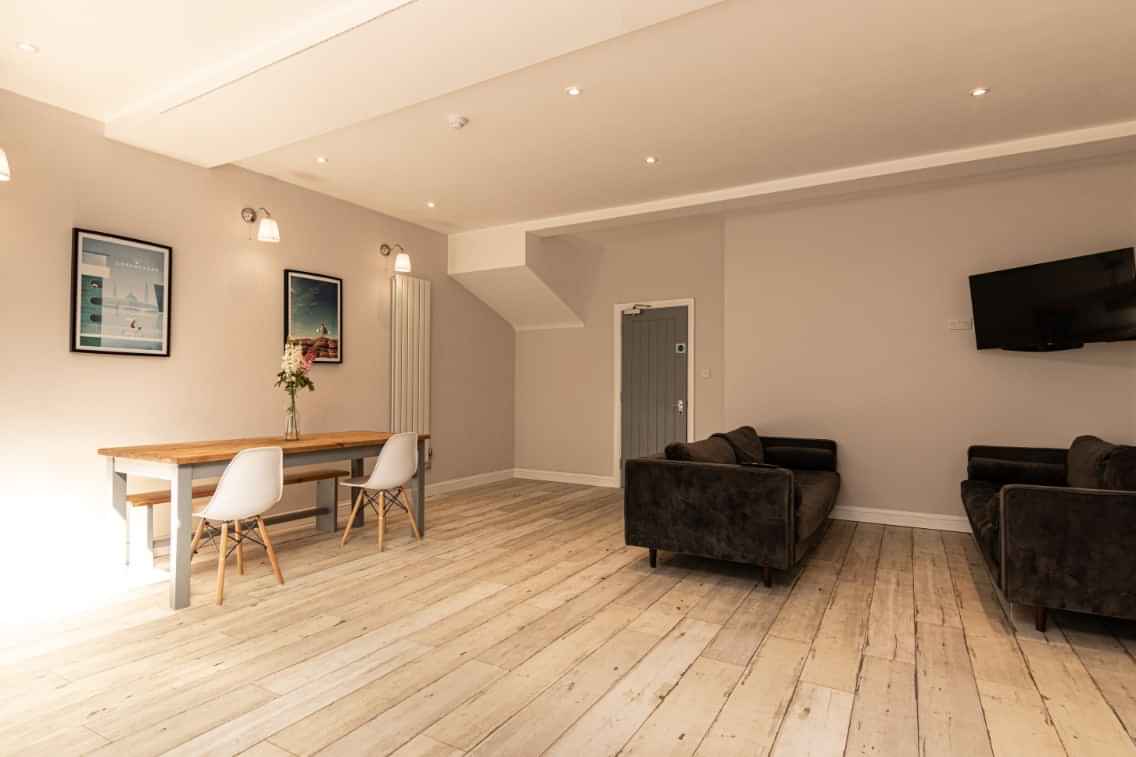 Room in a 7 Bedroom Apartment, 89 Woodcroft Road, Liverpool L15 2HG - Liverpool, England, United Kingdom - Common Area