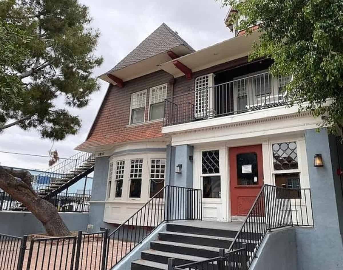 2827 S Hoover St, Los Angeles - Los Angeles, California, United States - Exterior