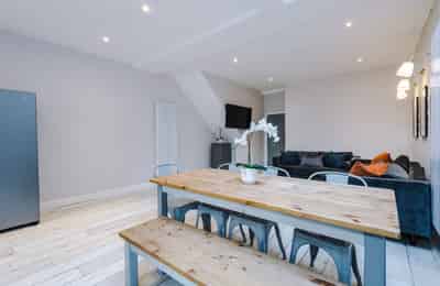 Room in a 8 Bedroom Apartment, 86 Woodcroft Road, Liverpool L15 2HQ - Liverpool, England, United Kingdom - Common Area
