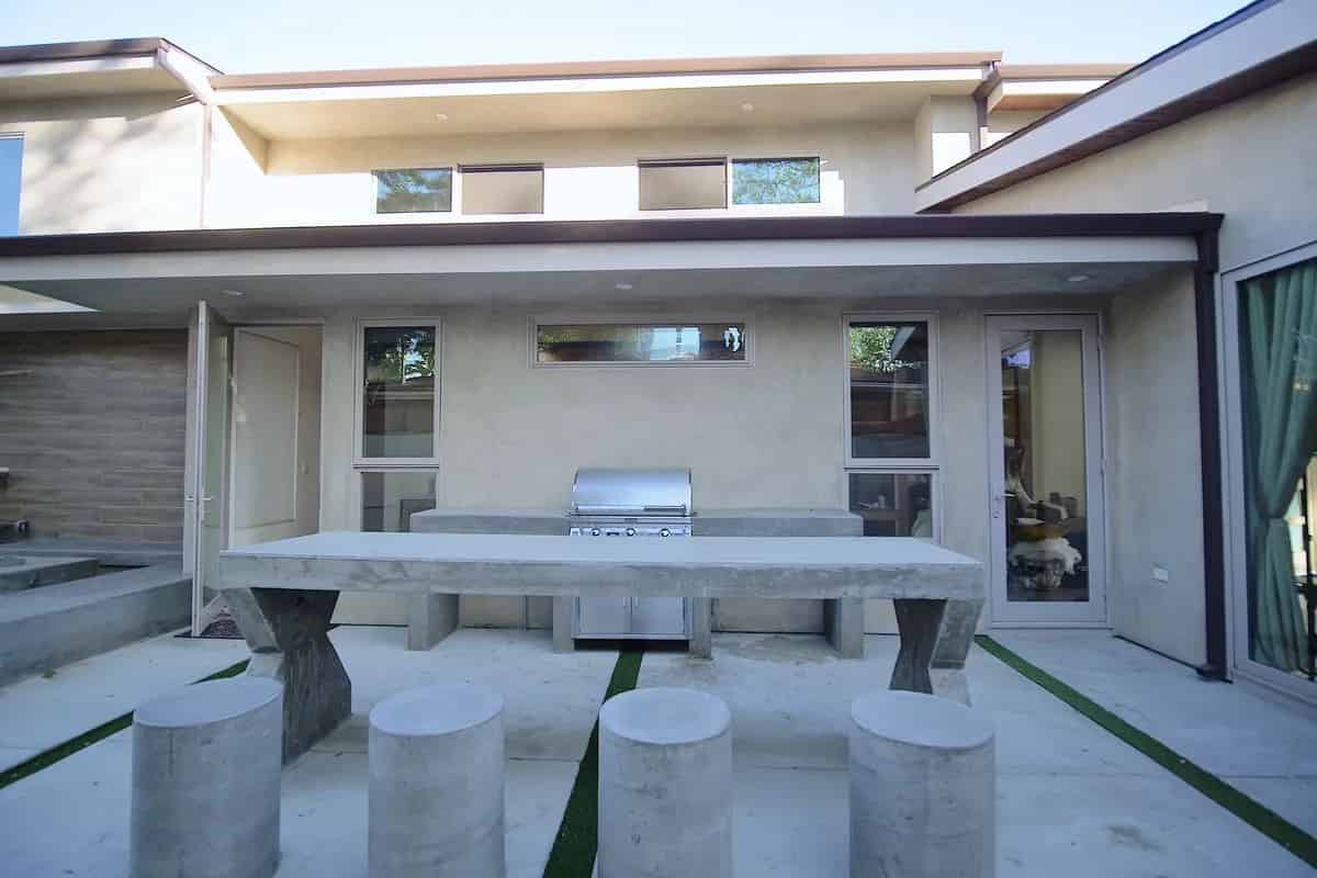 2854 Westwood Blvd, Los Angeles - Los Angeles, California, United States - Amenities