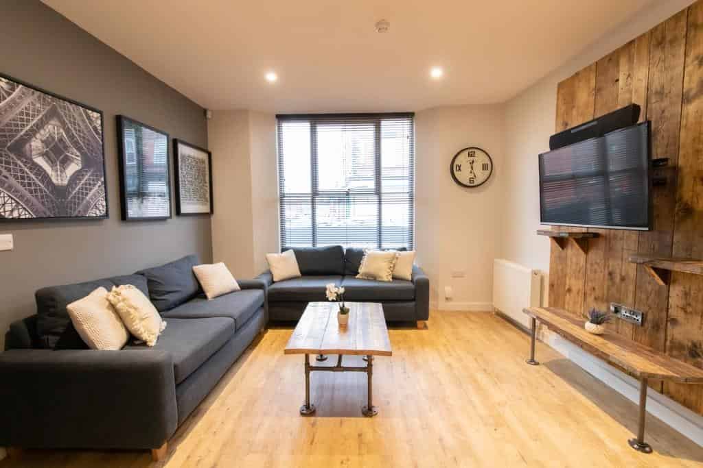 Room in a 6 Bedroom Apartment, 101 Lawrence Road, Liverpool L15 0EF - Liverpool, England, United Kingdom - Common Area