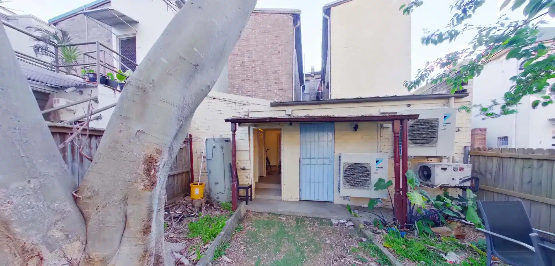 Room in a 4 Bedroom Apartment, 604 Crown Street, Surry Hills, Sydney 3