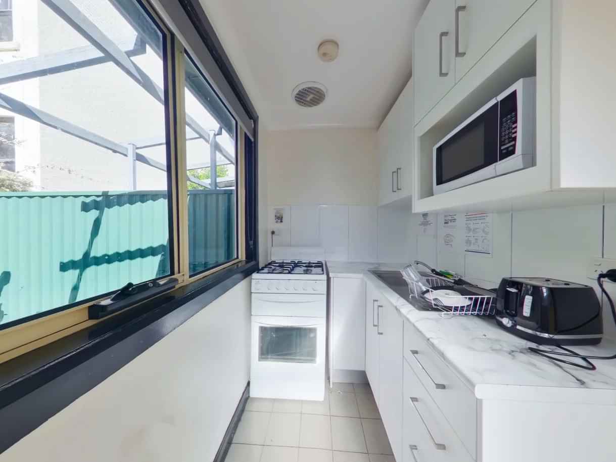 Amenities?w=400&h=260&fit=crop&q=40&auto=format&trim=auto