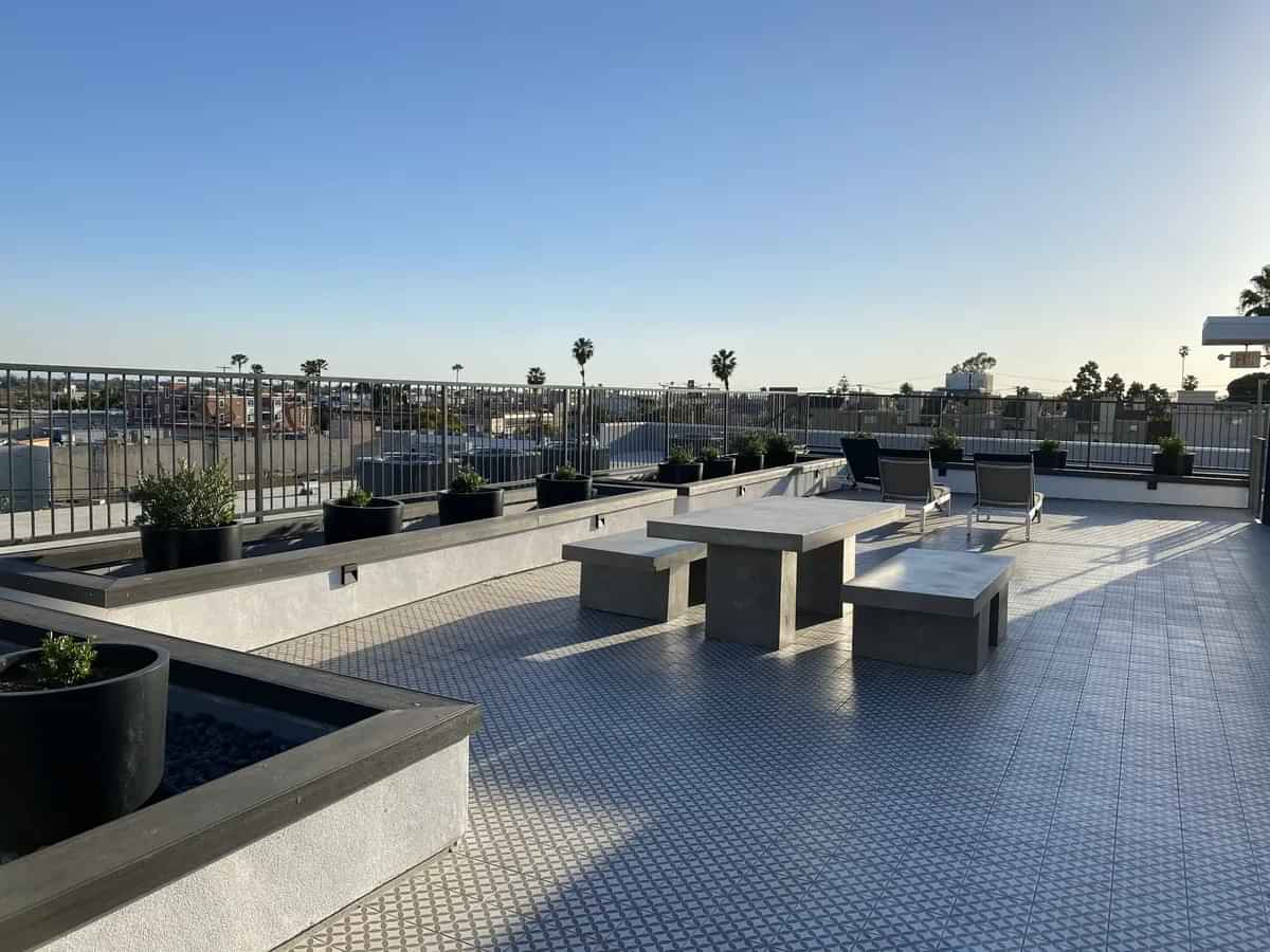 1265 Barry Ave, Los Angeles - Los Angeles, California, United States - Exterior