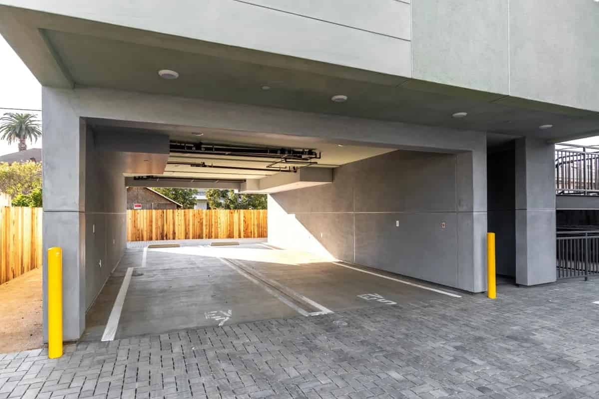 Tripalink Kingsley, Los Angeles - Los Angeles, California, United States - Exterior