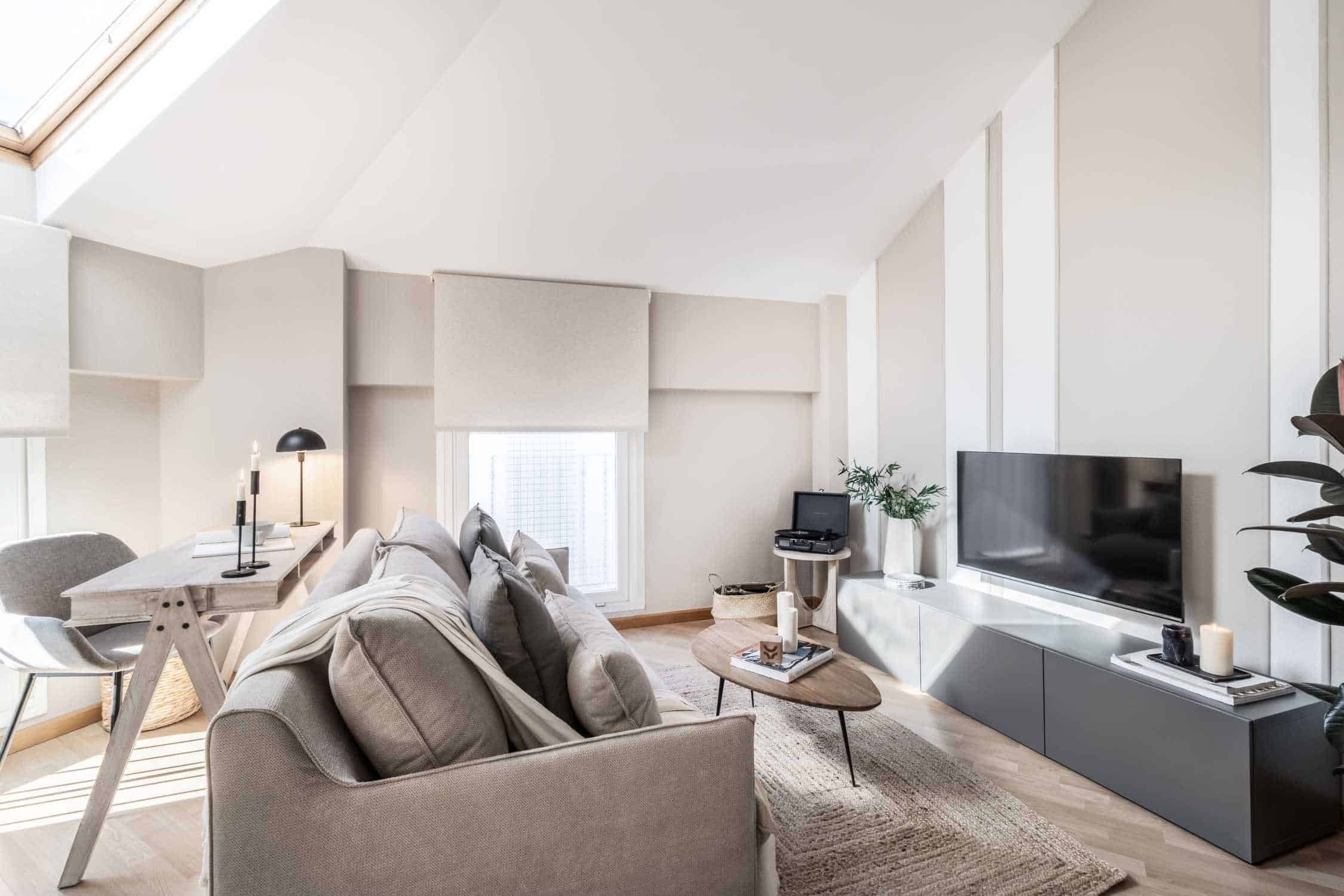 ?w=400&h=260&fit=crop&q=40&auto=format&trim=auto