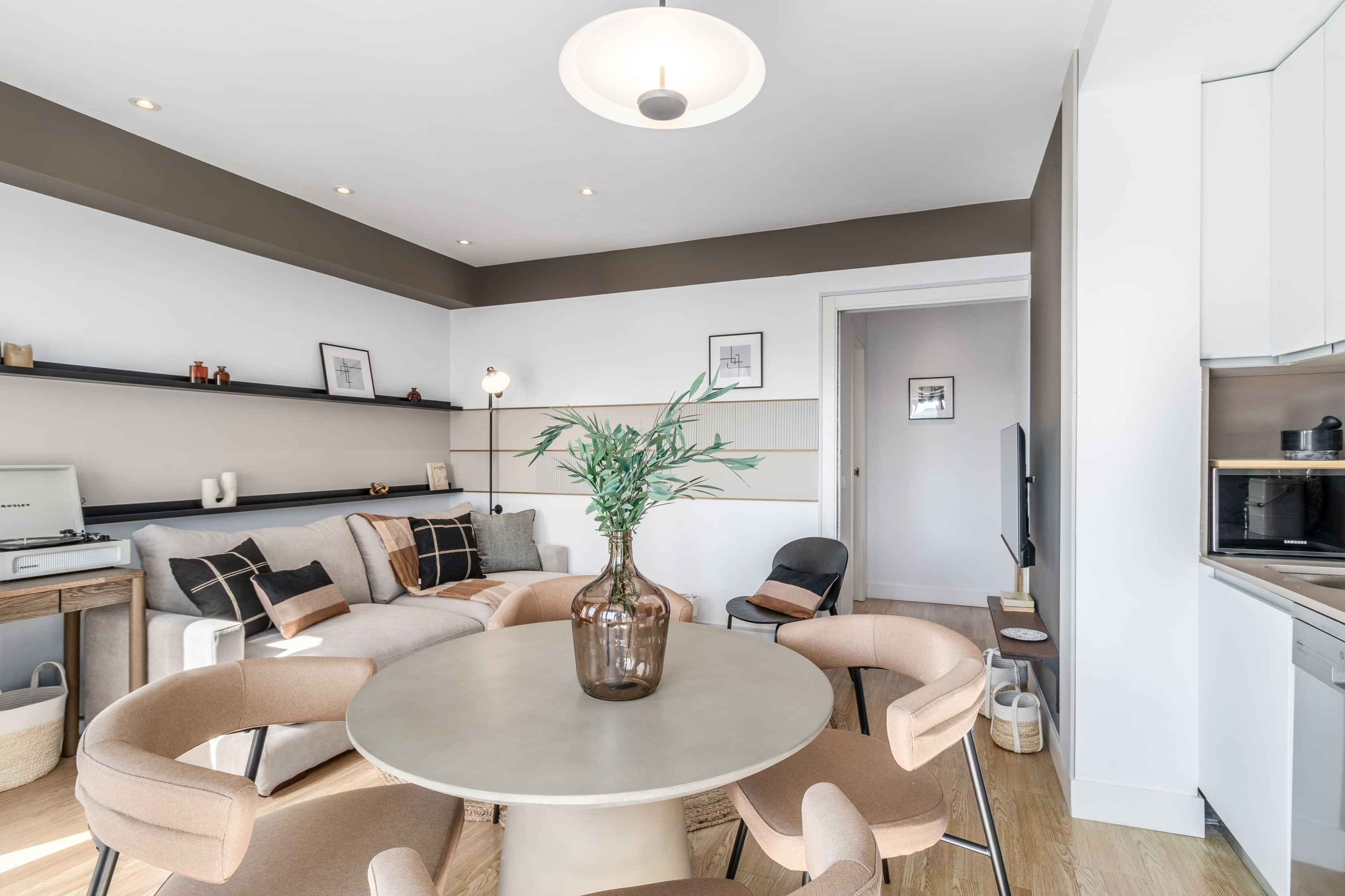 Blondie, Madrid - Madrid, Spain - Common Area