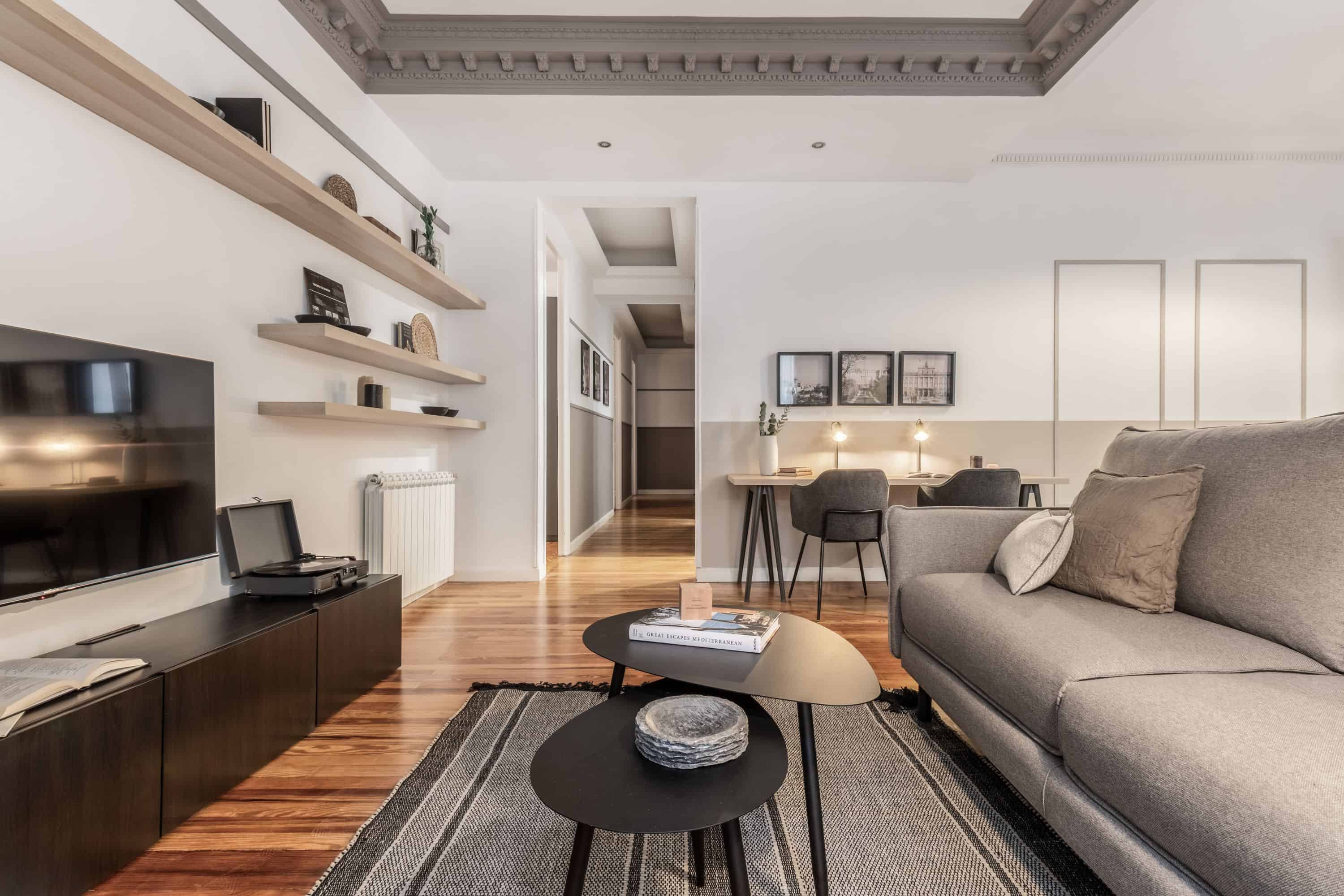 Common Area?w=400&h=260&fit=crop&q=40&auto=format&trim=auto