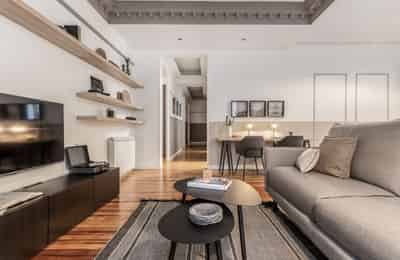 Common Area?w=400&h=260&fit=crop&q=40&auto=format&trim=auto