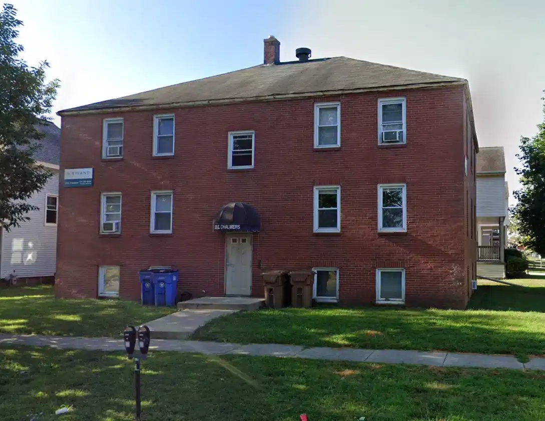 33 E Chalmers St-5, Champaign - Champaign, Illinois, United States - Exterior