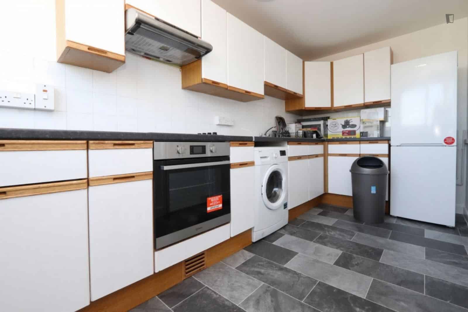 Room in a 4 Bedroom Apartment, Bakersfield, London, N7 0LU (Room 2) - London, England, United Kingdom - Bedroom 3 - Kitchen