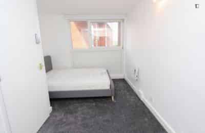 Room in a 5 Bedroom Apartment, Bakersfield, London, N7 0LT - London, England, United Kingdom - Bedroom 1 - Bedroom