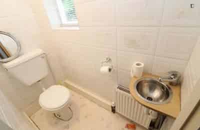 Room in a 5 Bedroom Apartment, Bow Rd, London, E3 2AN - London, England, United Kingdom - Bedroom 1 - Bathroom