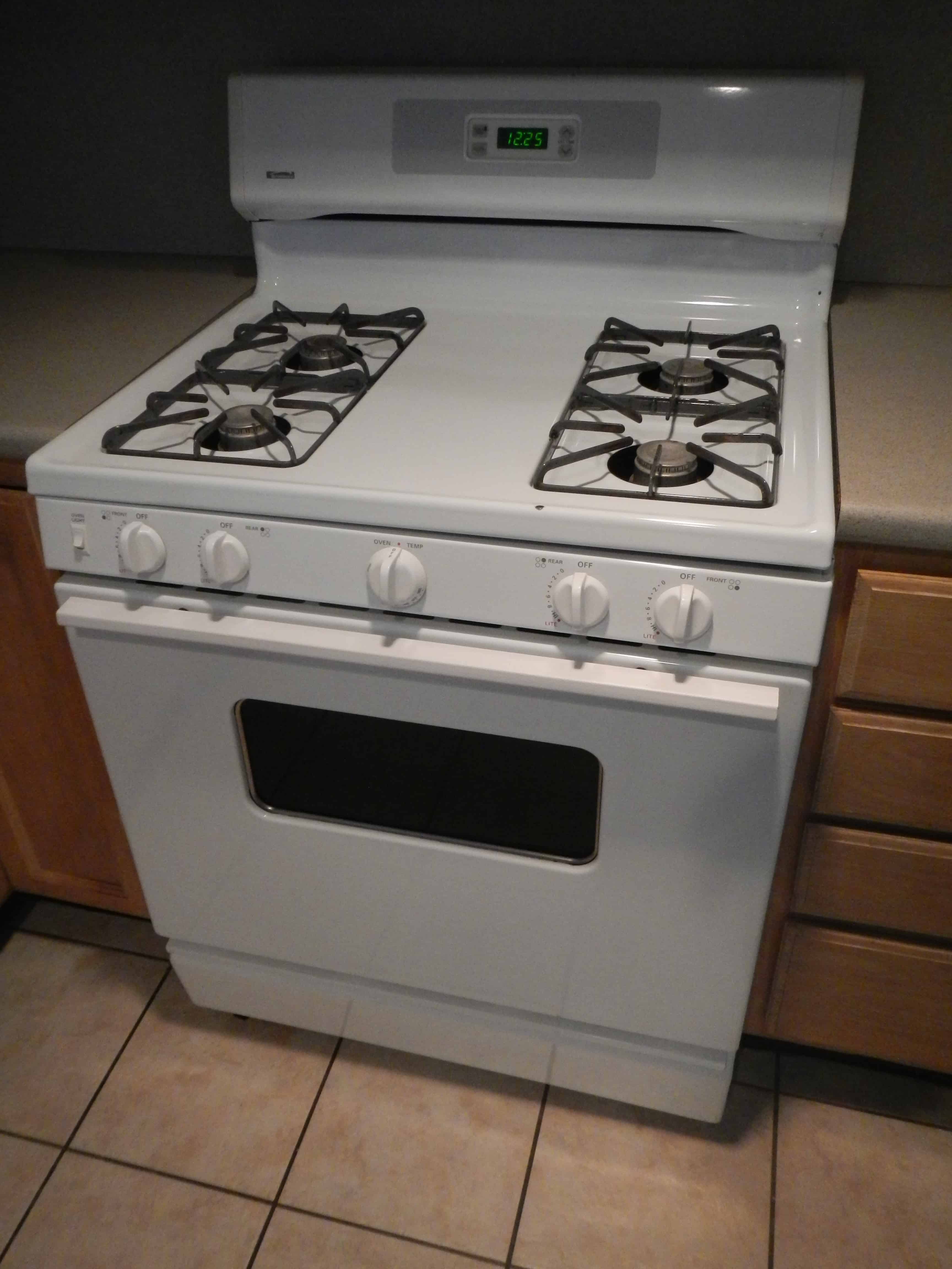 Common Area?w=400&h=260&fit=crop&q=40&auto=format&trim=auto