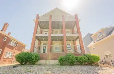 806 S 1st St-301, Champaign - Champaign, Illinois, United States - Exterior